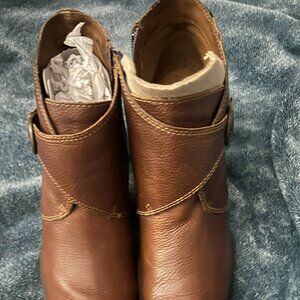 Real leather  BOC booties new- medium brow . Size 9